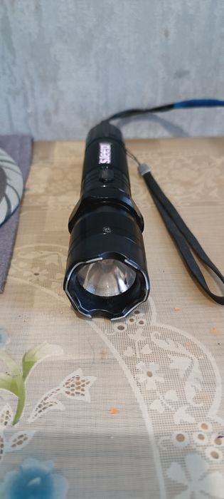 Лампа ультрафиолетовая фонарик