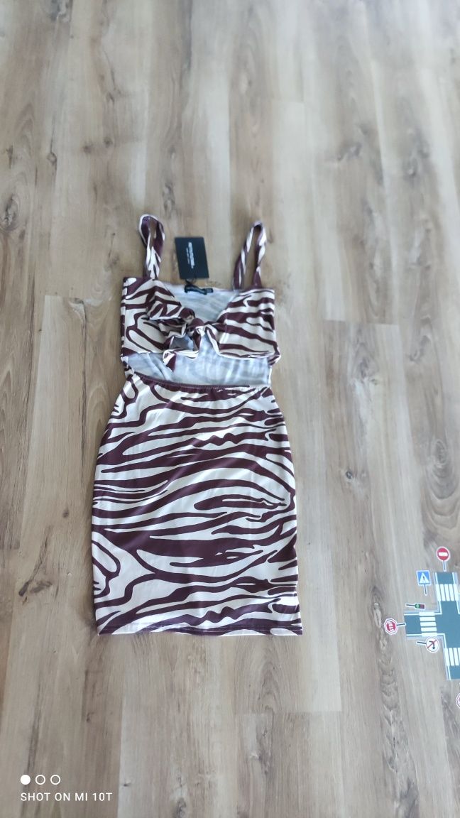 Sukienka 40 plażowa pretty little thing panterka nowa z metką Zara