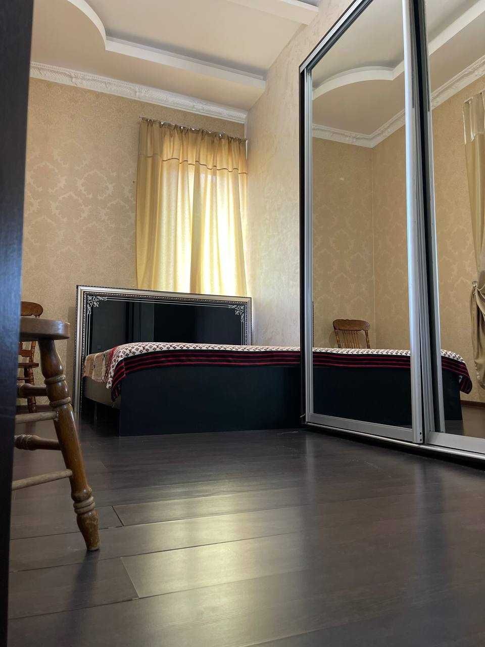 СДАМ ДОМ в Обуховке  (ул. Днепровая) 35000 гривень С КОМУНАЛКОЙ