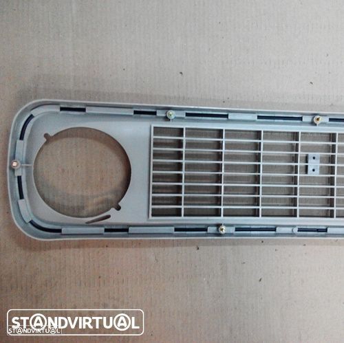 Grelha Renault 4 Novo
