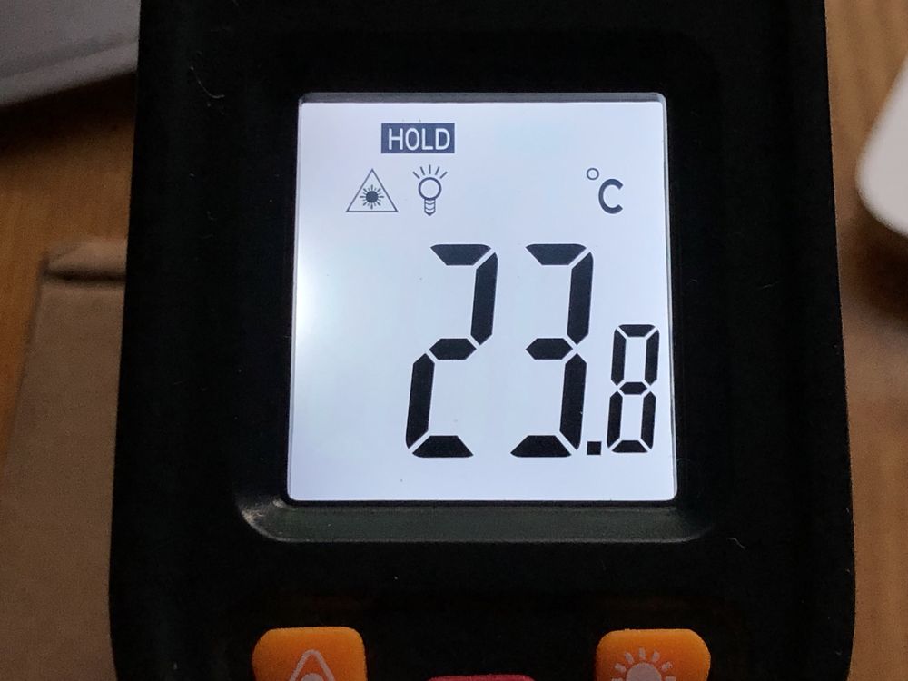 Цифровой инфракрасный термометр-50 ~ 600 °C