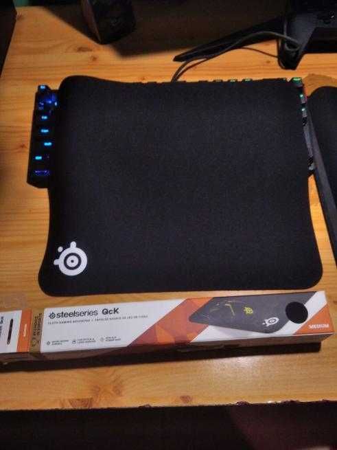 Podkładki SteelSeries QCK Medium