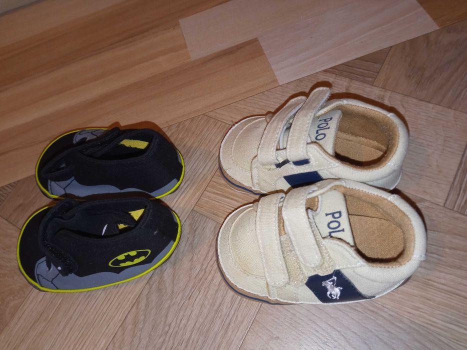Buciki dla dziecka. Rozmiar 18-19. Długość wkładki 11 cm. Nowe.