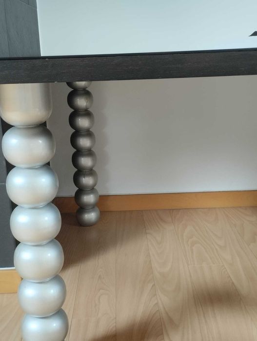 Mesa de Sala e 4 Cadeiras