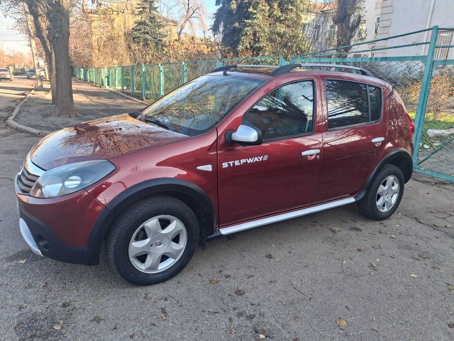 Renault Sandero StepWay 2011 газ/бензин