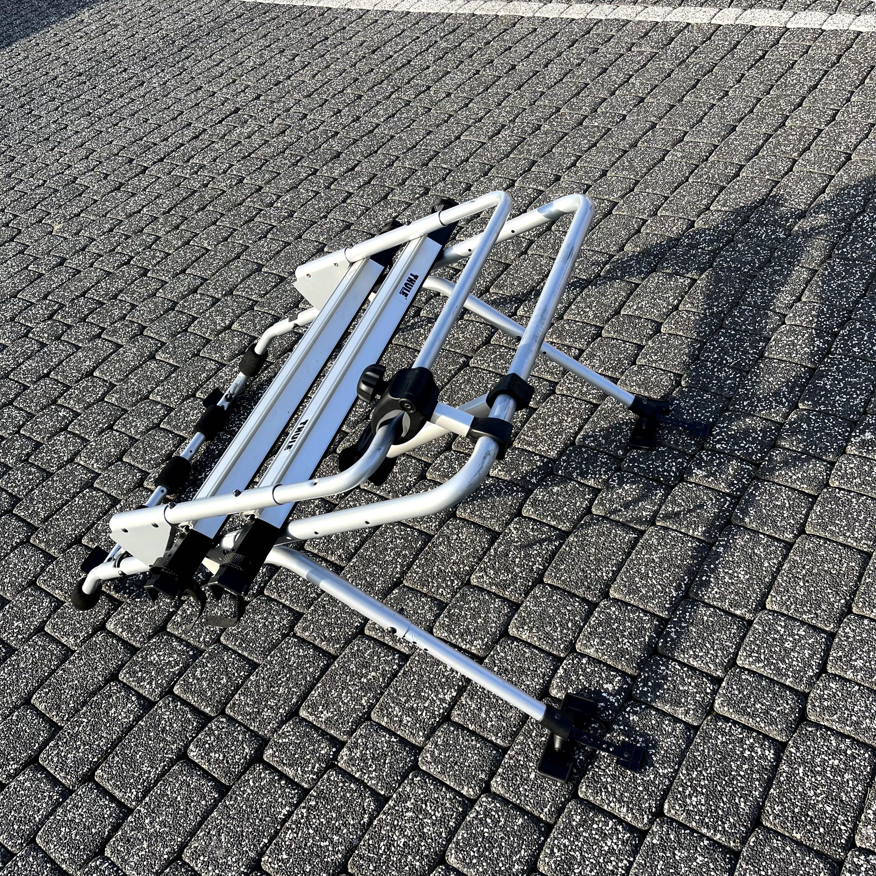 Bagażnik na 2 rowery na klapę Thule Backpac 973