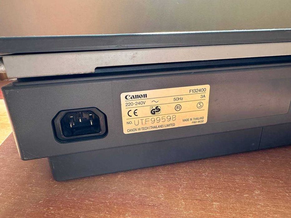 Продам копировальный аппарат ксерокс сканер Canon FC 230