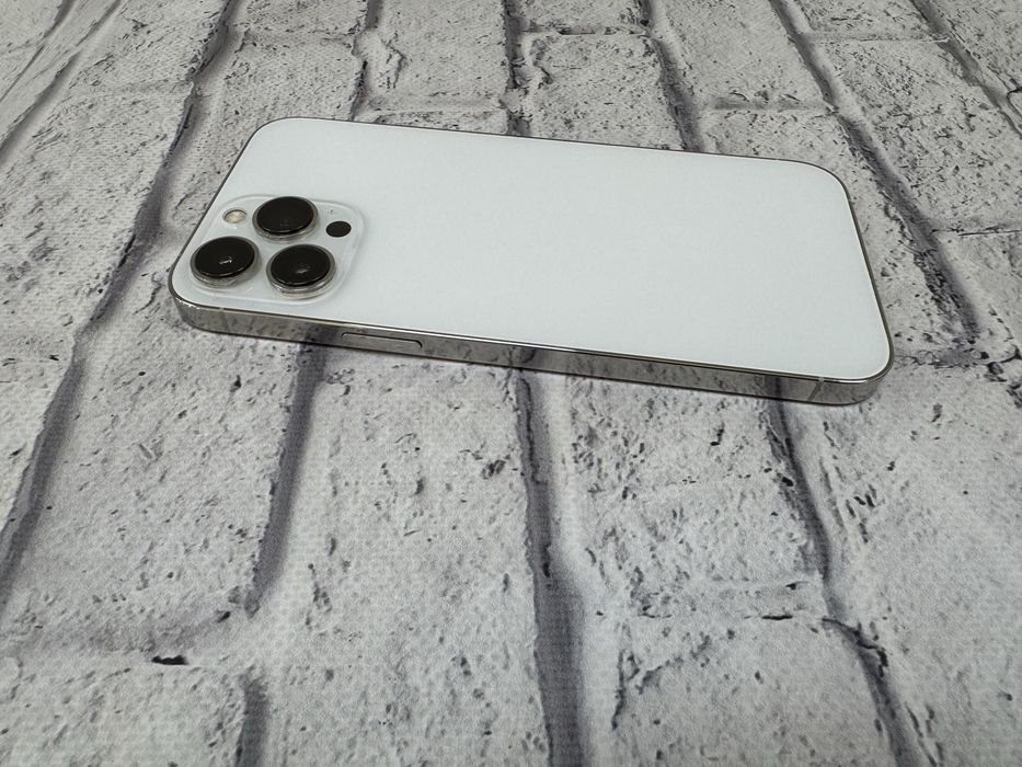 Iphone 13 Pro Max 256gb neverlock Silver 620$