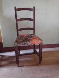 Cadeiras Madeira Assento forrado