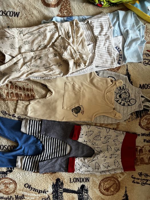 Набір дитячих речей