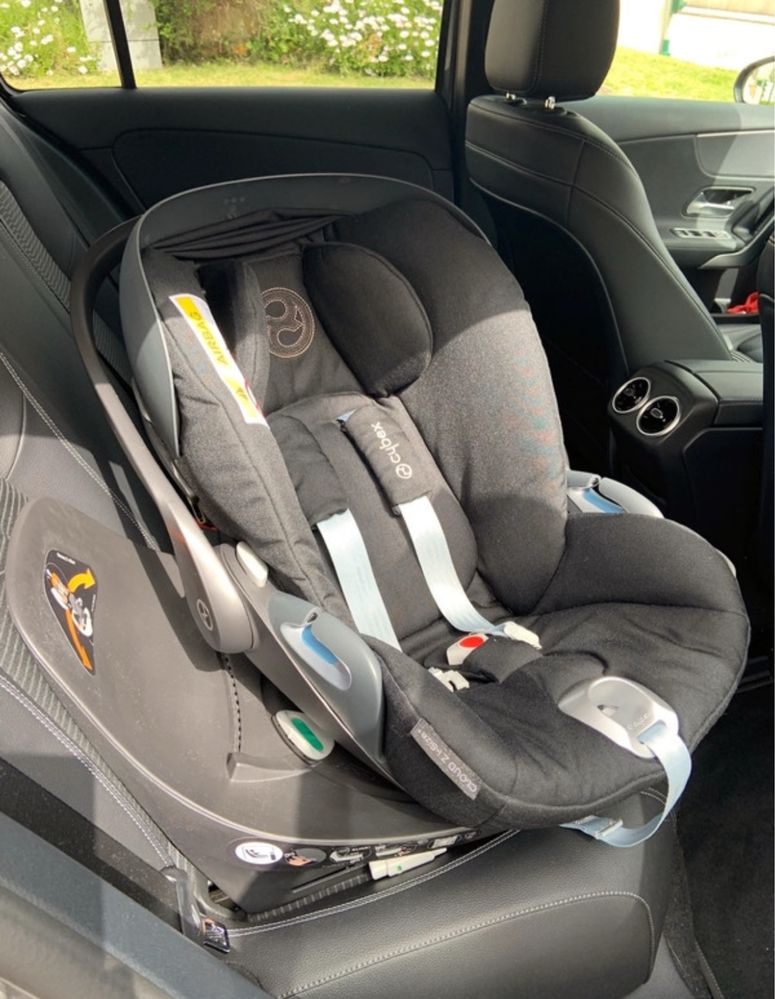 Ovo Cybex Cloud Z com base Isofix
