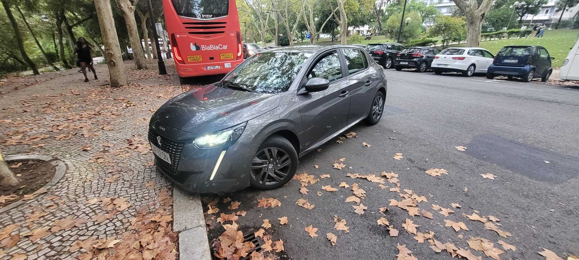 Peugeot 208, Ano 2022, Gasolina, Manual.