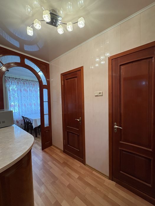 Продам 3-х комнатную квартиру на холодной горе