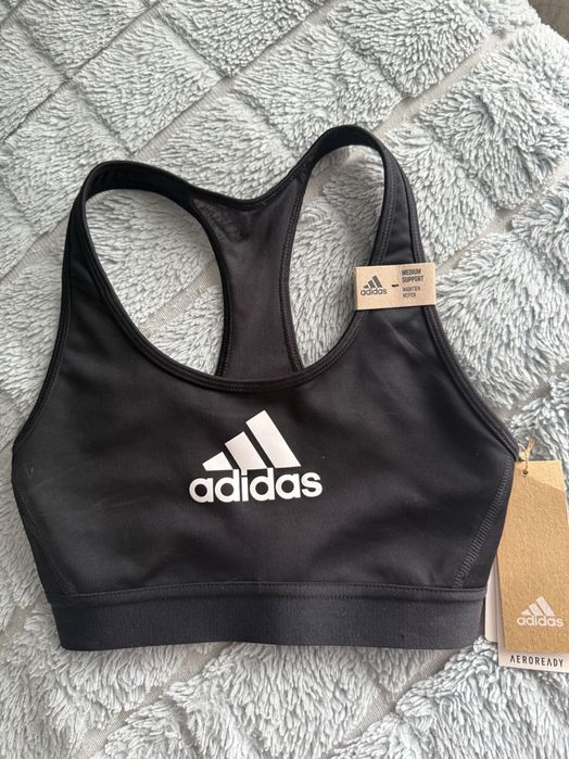 Топ Adidas спортивний