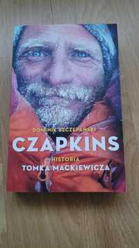 Książka Czapkins historia Tomasza Mackiewicza Dominik Szczepański