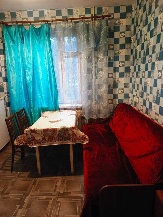 Здам однокімнатну квартиру біля ринку Південний довгостроково