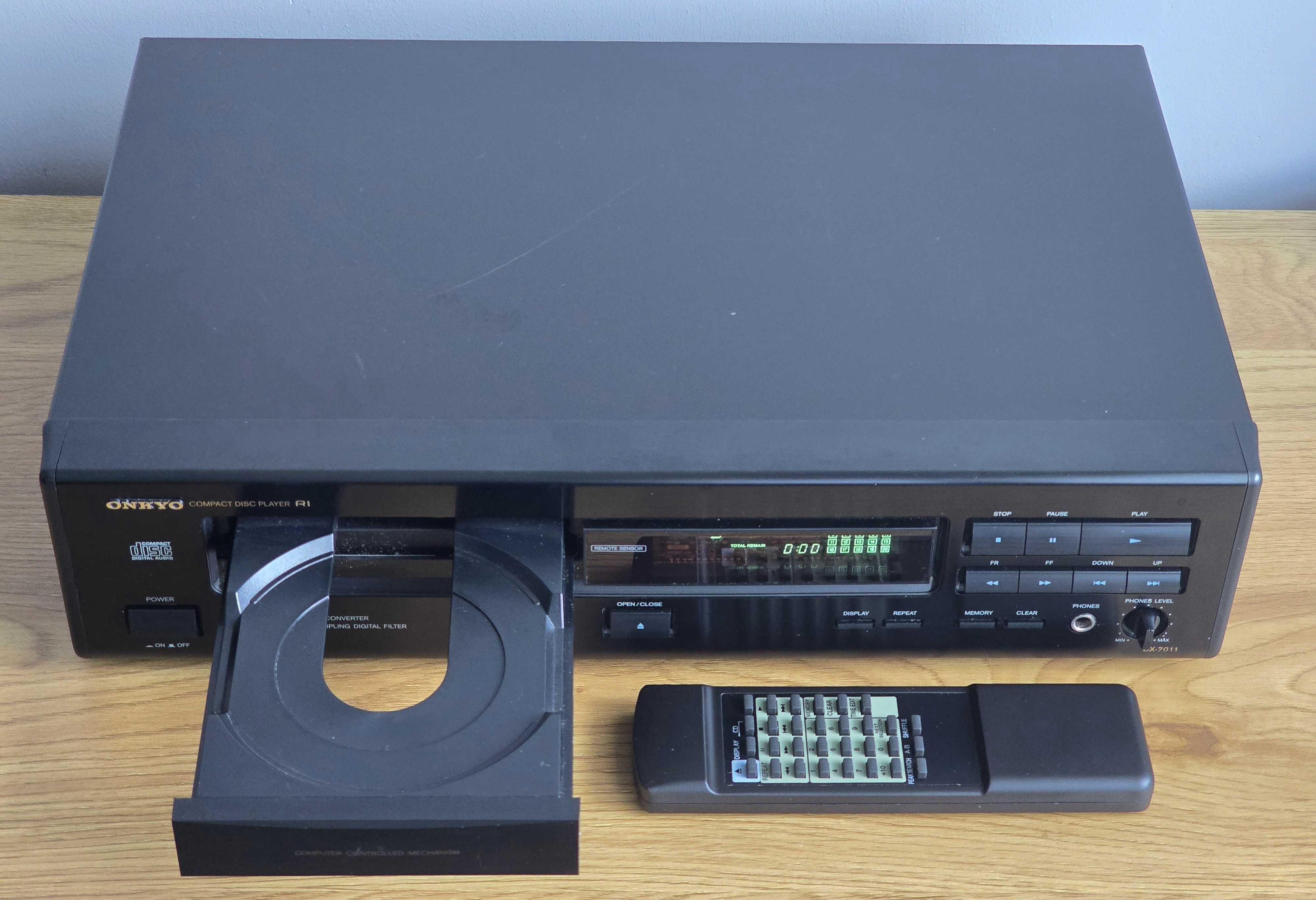 Onkyo DX-7011 Odtwarzacz CD