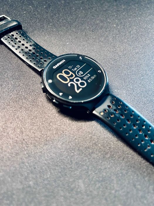 Garmin Forerunner 235