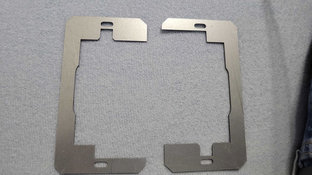 Płaskie metalowe płytki poziomujące do urządzeń, podkładki dystansowe