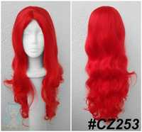 Długa falowana czerwona peruka z przedziałkiem bez grzywki cosplay wig