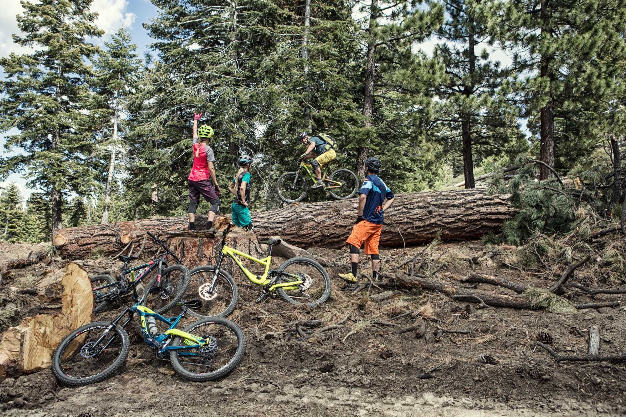 NOWY Gravel GT GRADE SPORT Szary Grafit Widelec KARBON  M, L, XL
