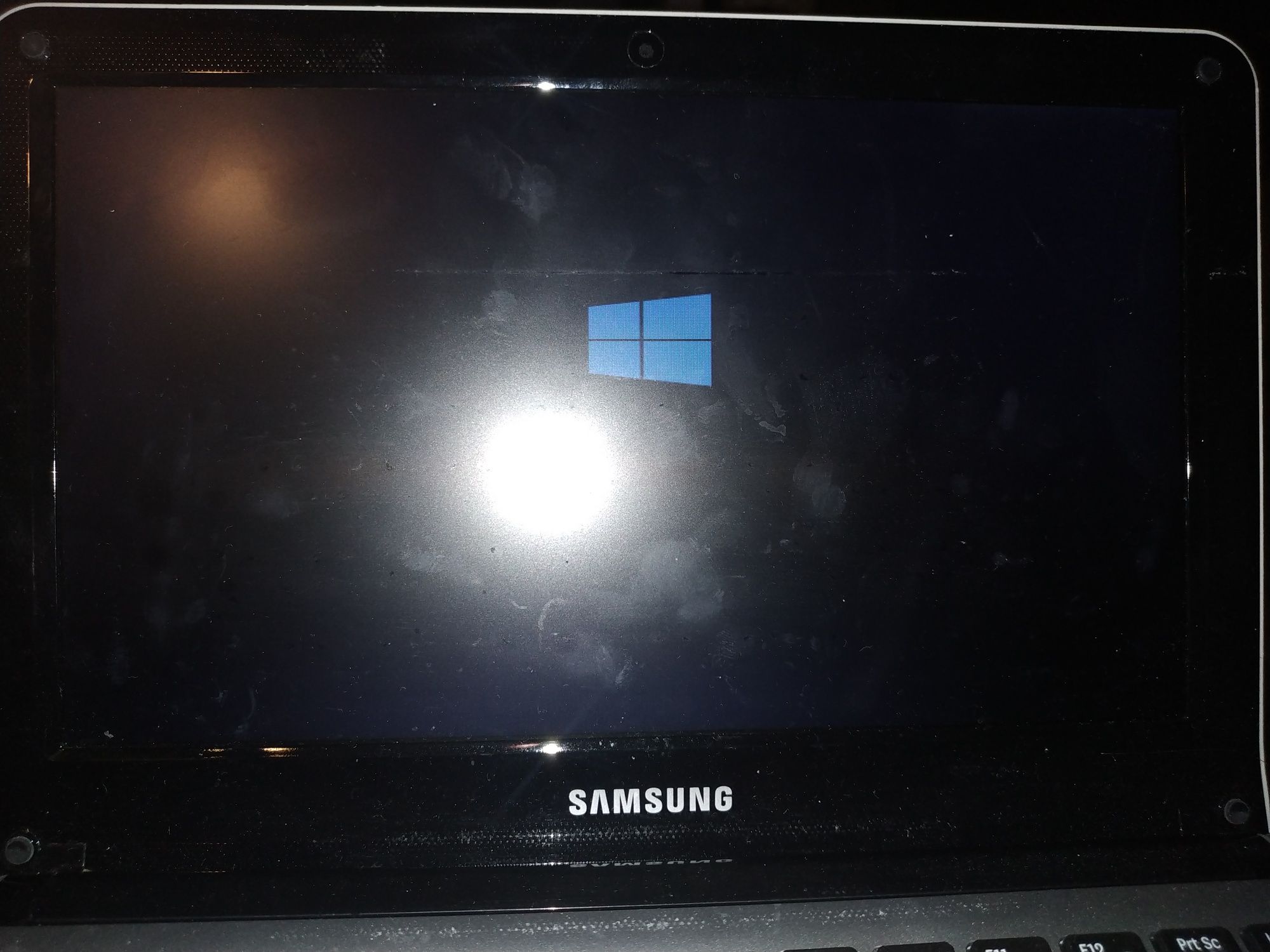 Notebook laptop Samsung  NP-NC210-H01PL sprawny lekki win10