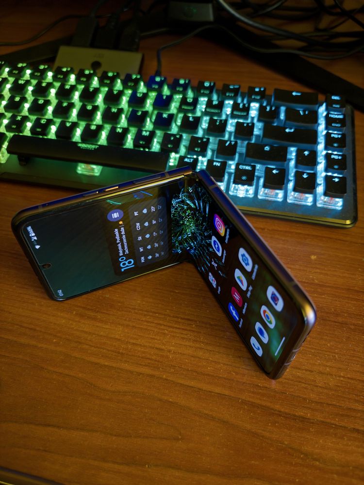 Sprzedam motorola razr 40