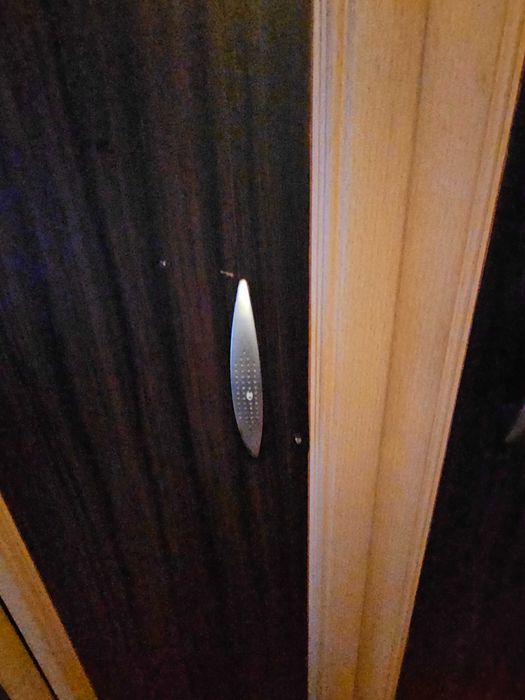 2 zestawy mebli, meblościanki