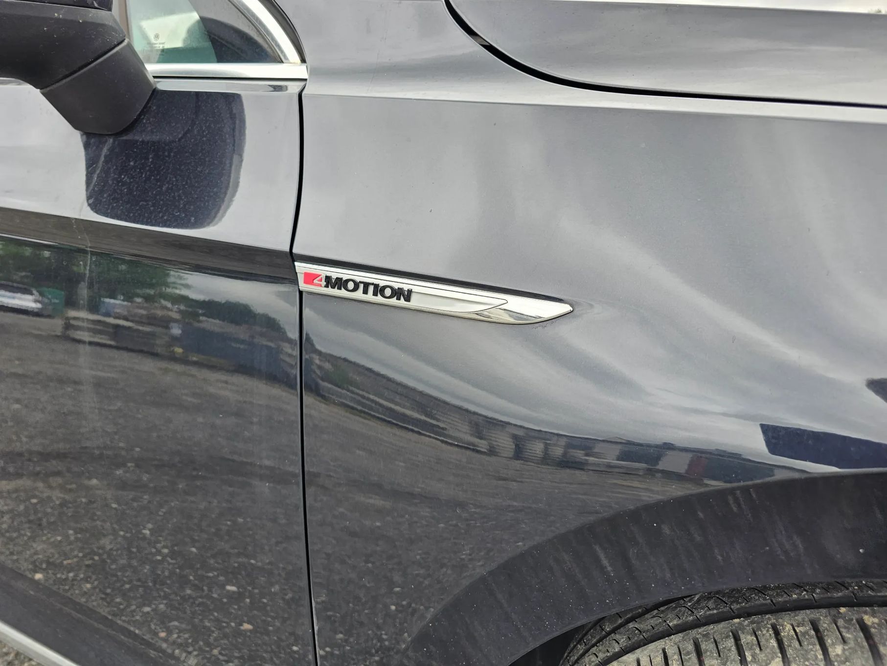Volkswagen Passat 4MOTION, HIGHLINE, Bogate wyposazenie, lekko uszkodzony