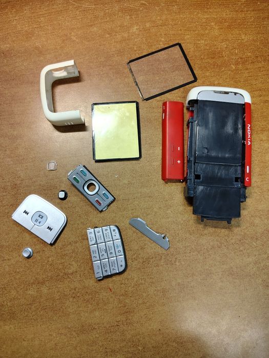 Nokia 5700 ( корпус)