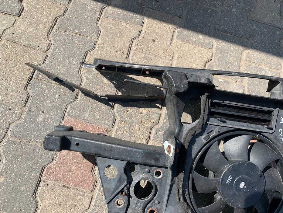 телевізор панель Volkswagen Passat B5+ 1.9 tdi Audi A6 C5 2.5 tdi