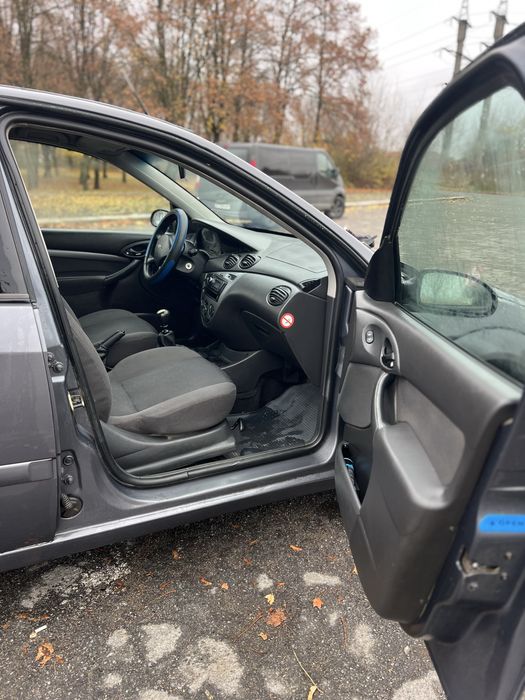Ford Focus 1 (2001)
