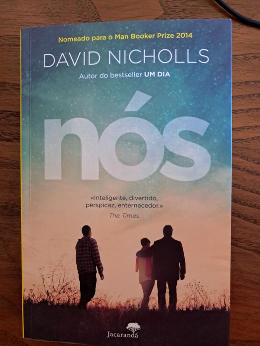 Livros novos.  Lidos e arrumados.