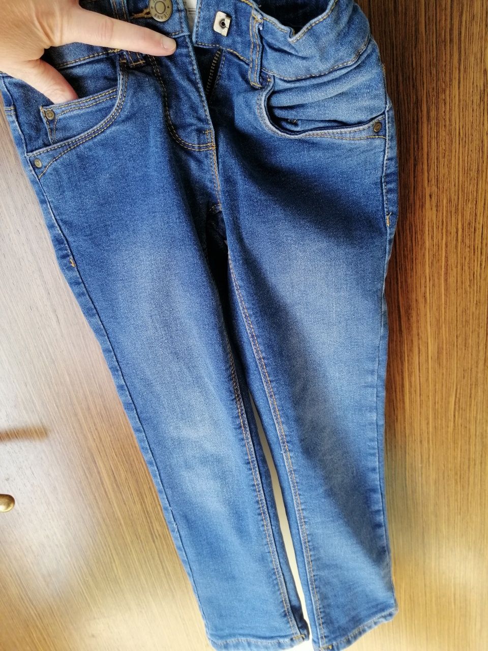 Spodnie jeansowe ocieplane r. 116