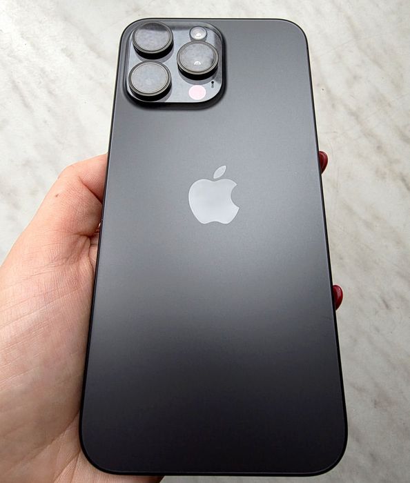 Продам iPhone 15 pro max 256GB Black Titanium
