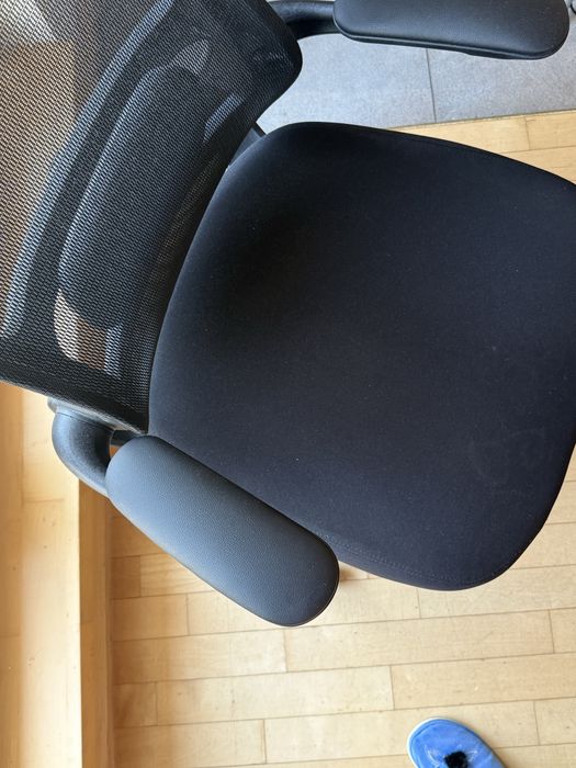 Mega wygodne krzesło biurowe w bd stanie