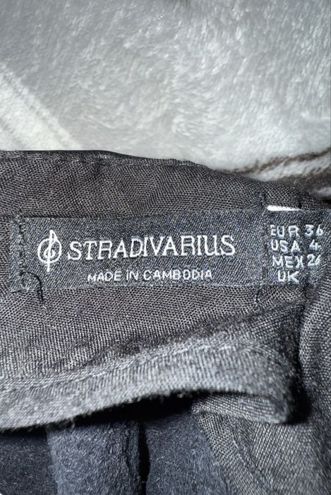 Calções Pretos Stradivarius - Tamanho S.