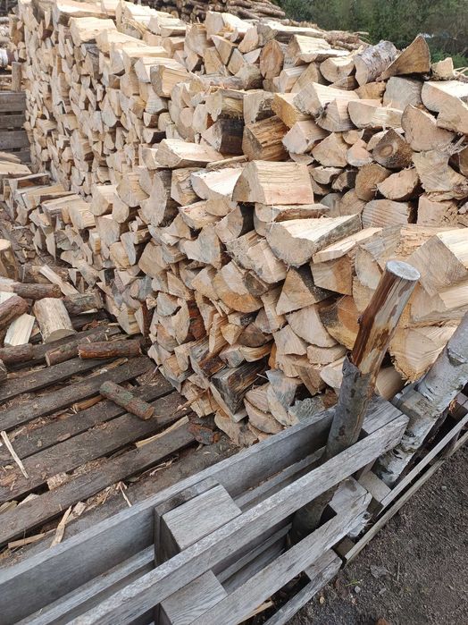 Drewno Opałowe Sosna Suche Rąbane