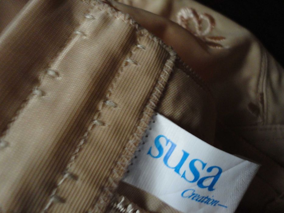 Бюстгальтер лифчик бежевого цвета, размер 40DD