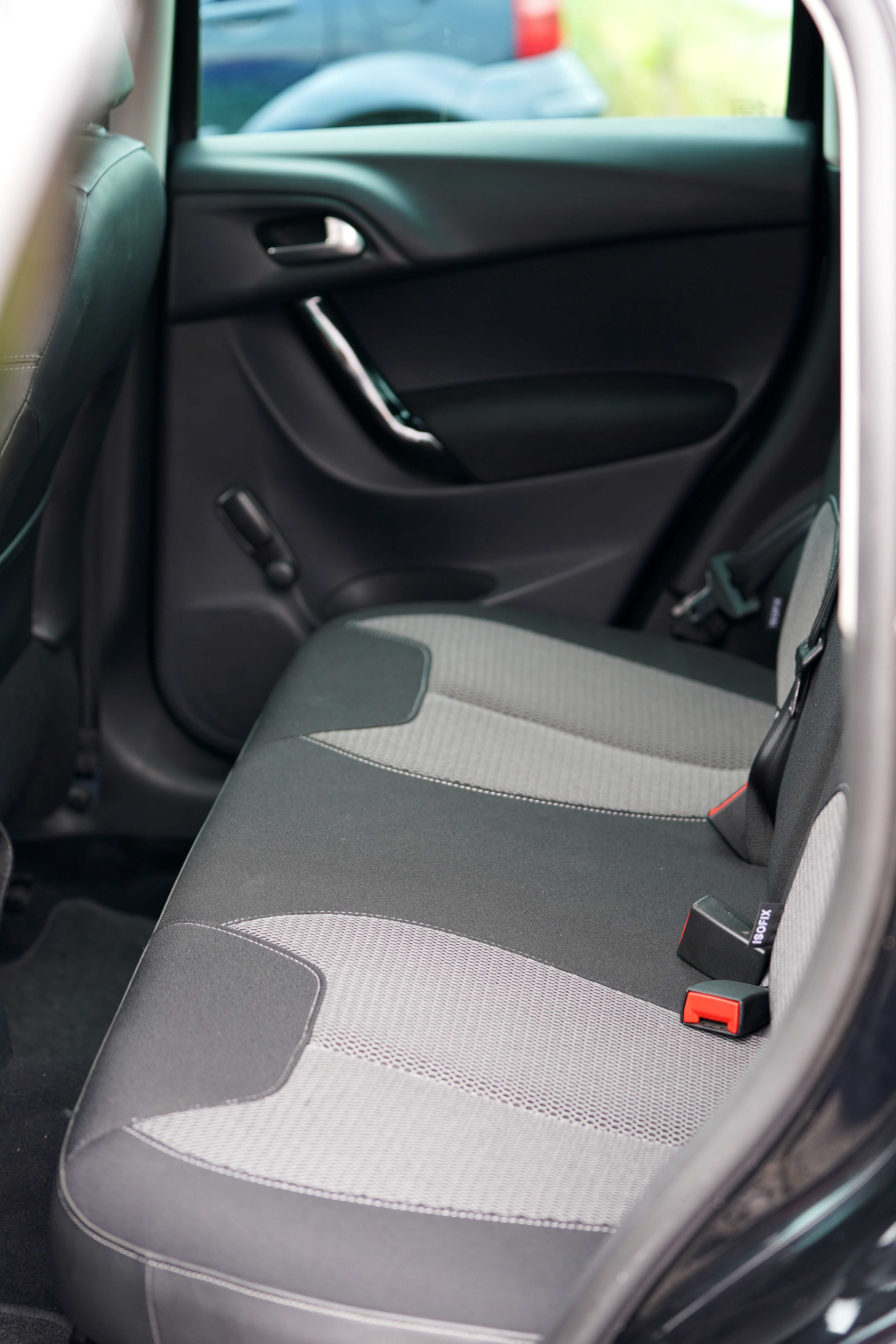 Citroën C3 1.2 PureTech 2014 – Automático – 53.000 km