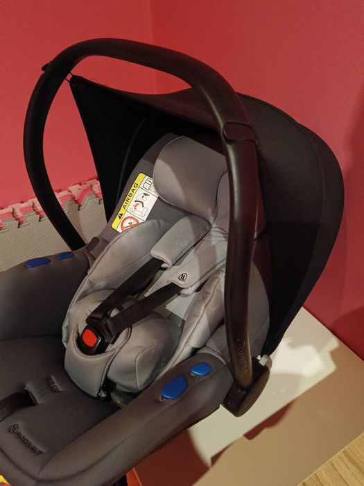 Fotelik avionuat pixel