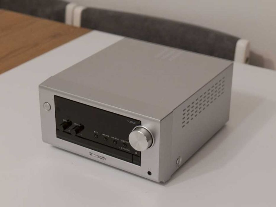 Panasonic SC-PM700EG-S Wieża stereo CD Bluetooth USB 80W