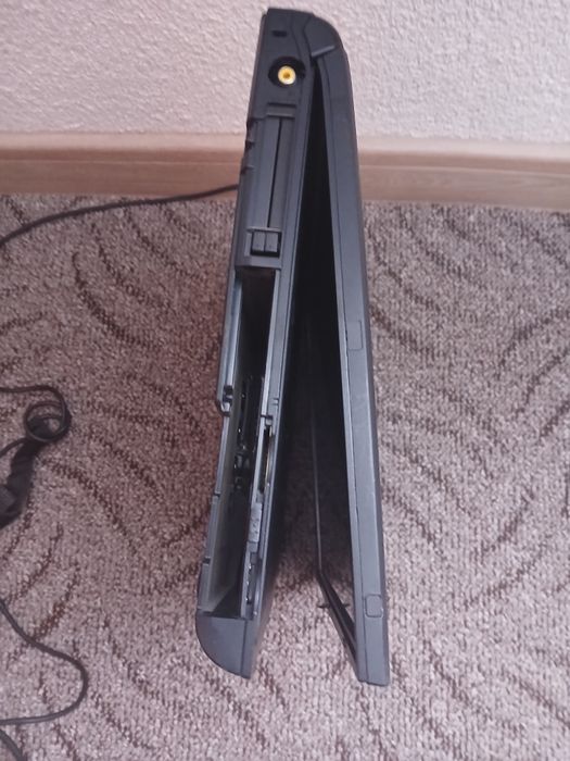 Toshiba Satellite Pro 6100, brak zasilacza,dysku.