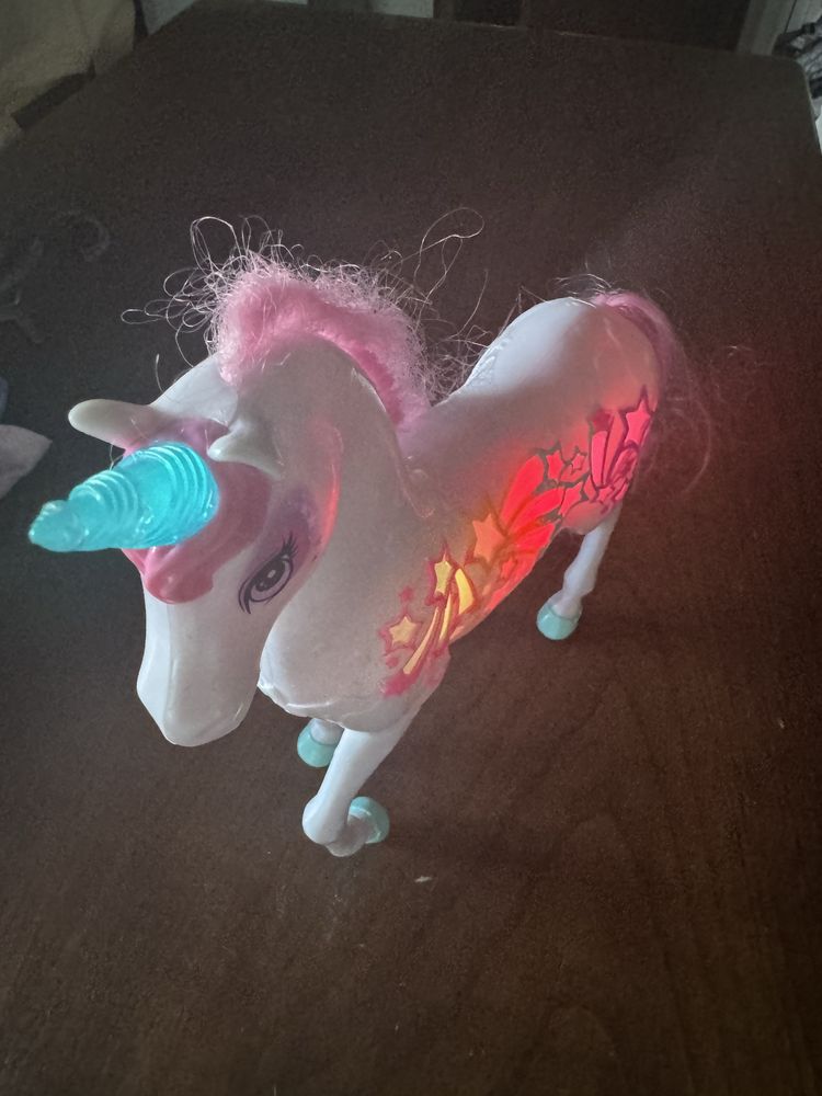 Cavalo unicornio da barbie