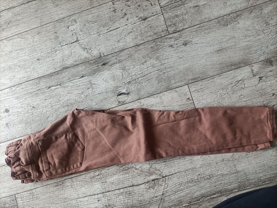 Spodnie jeans next 128