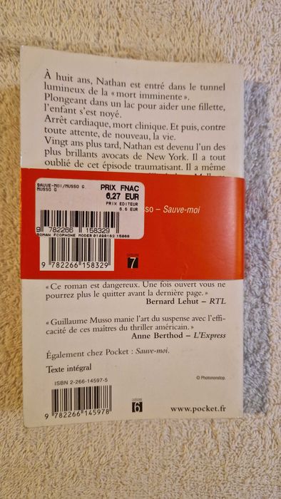 Livro "Sauve-Moi", de Guillaume Musso