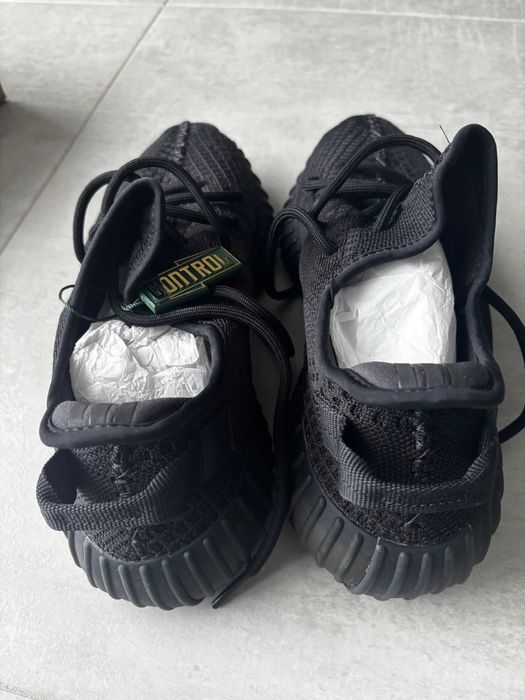 Adidas Yeezy Boost 350 V2 Onyx