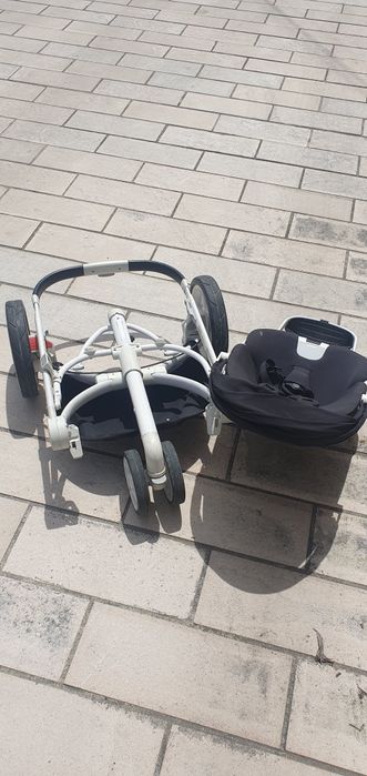 Carrinho de bebe quinny moodd, em bom estado + ovo cybex cloud T