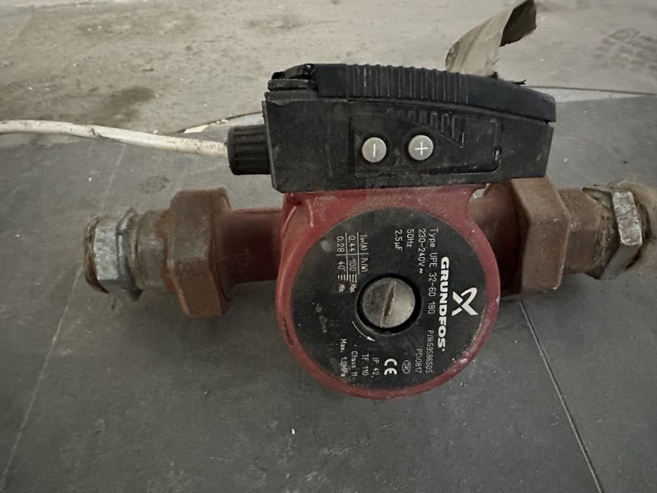 Pompa cyrkulacyjna Grundfos UPE 25/32