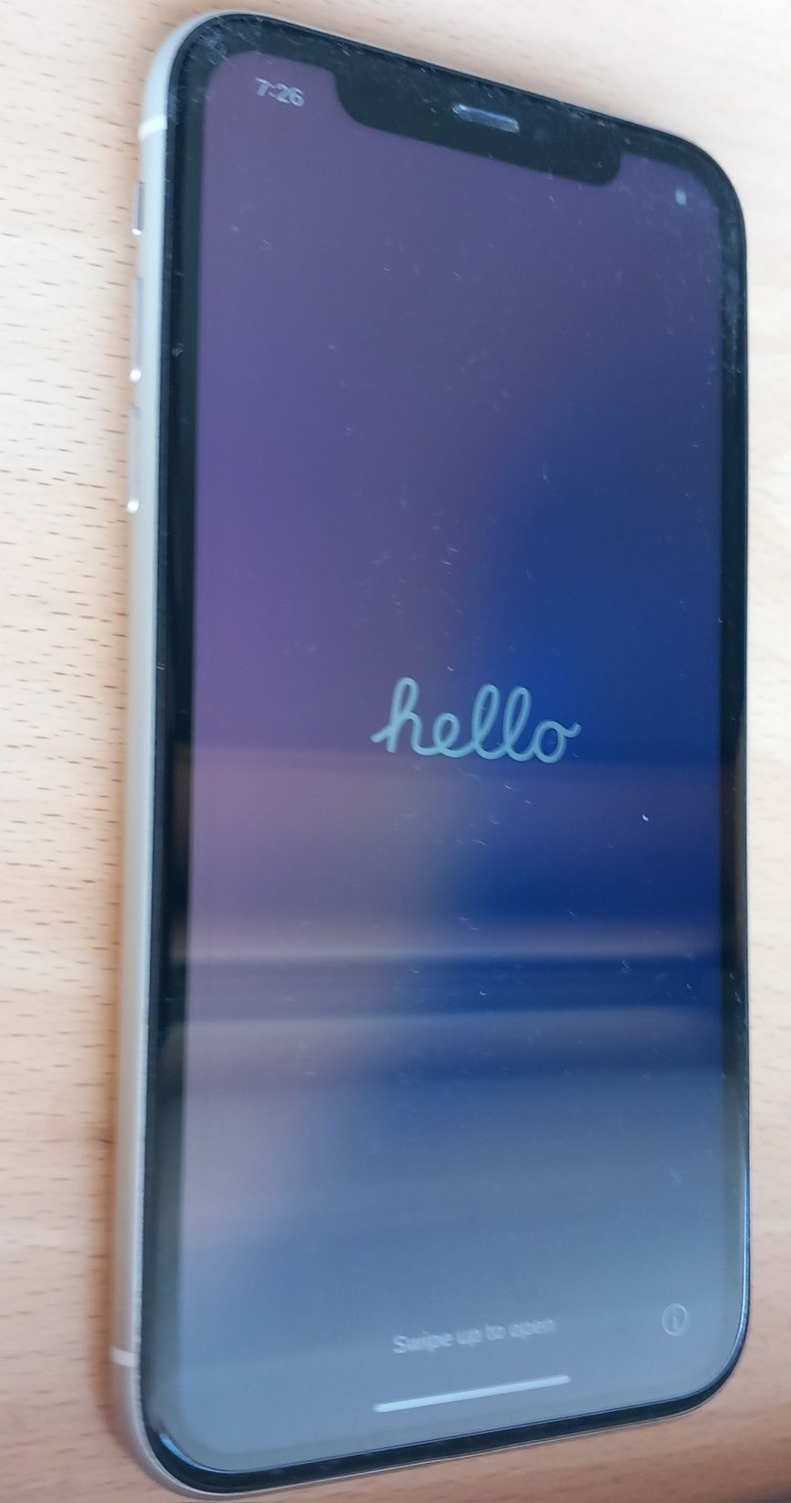 Iphone 11 branco com  128gb